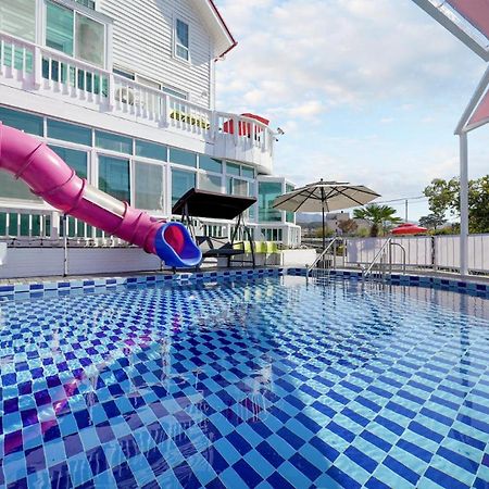 Gyeongju Riu Kids Poolvilla Екстер'єр фото